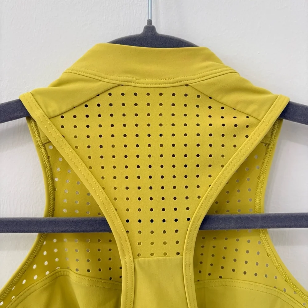 Lululemon Unleash Strength Bra Sz 2 B/C Yellow Serpentine EUC - Picture 6 of 9